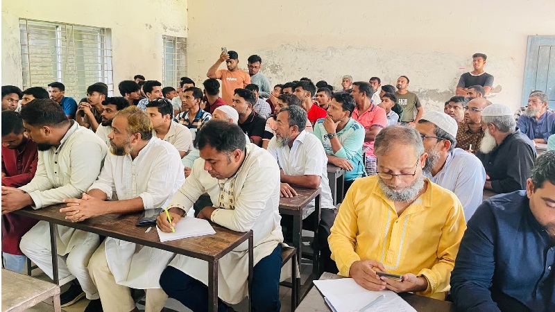 মাশিকাড়া উচ্চ বিদ্যালয়ের প্রধান শিক্ষকের বিরুদ্ধে অভিযোগ: মতবিনিময় সভায় নিরপেক্ষ তদন্তের দাবি